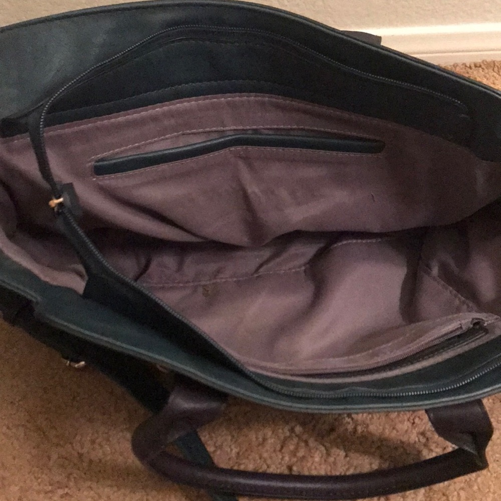 Tote - Picture 3 of 3
